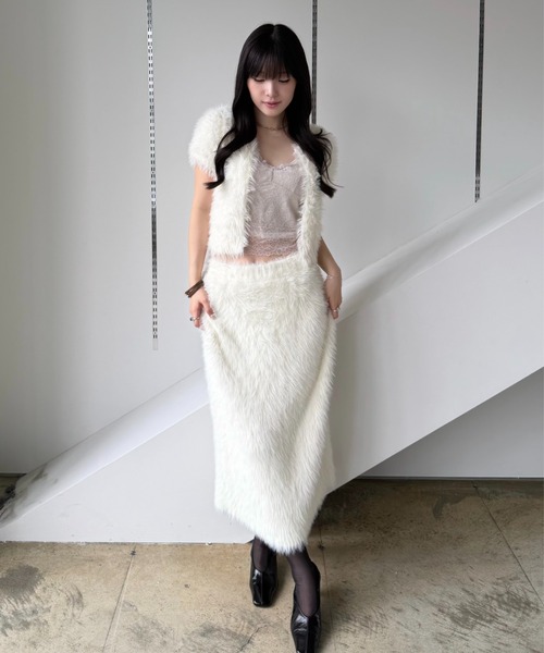 SENEE（セニー）の「feather knit long skirt（フェザーニットロングスカート）（スカート・レディース・アイボリー/ブラック/グレー・SMALL/MEDIUM）」の6枚目の写真