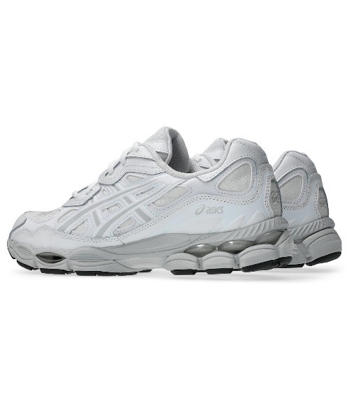 ASICS(アシックス)の「ASICS GEL-NYC(アシックス ゲル エヌワイシー)(スニーカー・メンズ・ホワイト系/グレー系・25.5cm/25cm/24.5cm/23cm/23.5cm/24cm/26cm/27cm/27.5cm/28.5cm/29cm/26.5cm/28cm)」の3枚目の写真