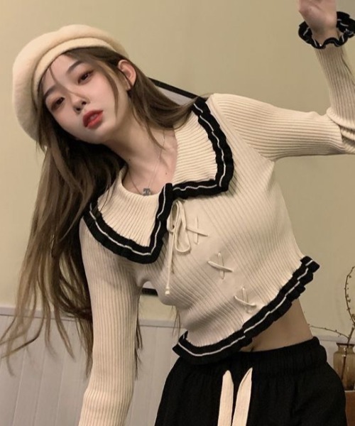 AVYL(アヴィル)の「バイカラービッグカラーレースアップリブニット(ニット/セーター・レディース・ブラック/ホワイト・M)」の5枚目の写真