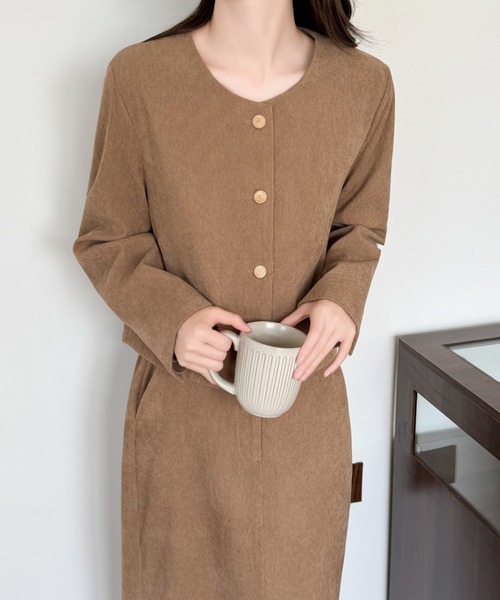 ABITOKYO(アビトーキョー)の「ゴールドボタンコーヂュロイショートジャケットセットアップ(セットアップ・レディース・モカ/ベージュ/ブラック・L/M)」の13枚目の写真