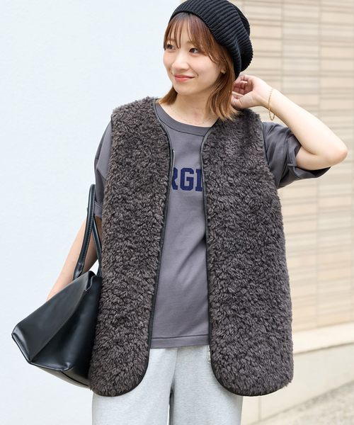 JOURNAL STANDARD relume(ジャーナルスタンダード レリューム)の「《追加》シープフェイクファージップベスト(ベスト・レディース・チャコールグレー/ベージュ・FREE)」の7枚目の写真