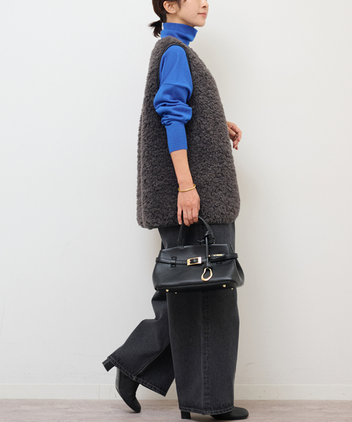 JOURNAL STANDARD relume(ジャーナルスタンダード レリューム)の「《追加》シープフェイクファージップベスト(ベスト・レディース・チャコールグレー/ベージュ・FREE)」の11枚目の写真