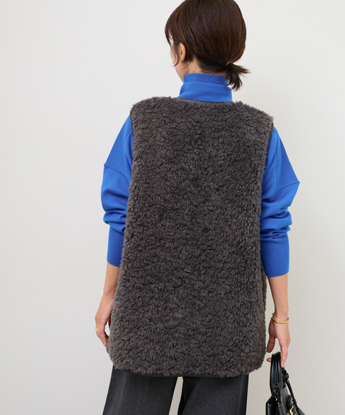 JOURNAL STANDARD relume(ジャーナルスタンダード レリューム)の「《追加》シープフェイクファージップベスト(ベスト・レディース・チャコールグレー/ベージュ・FREE)」の17枚目の写真
