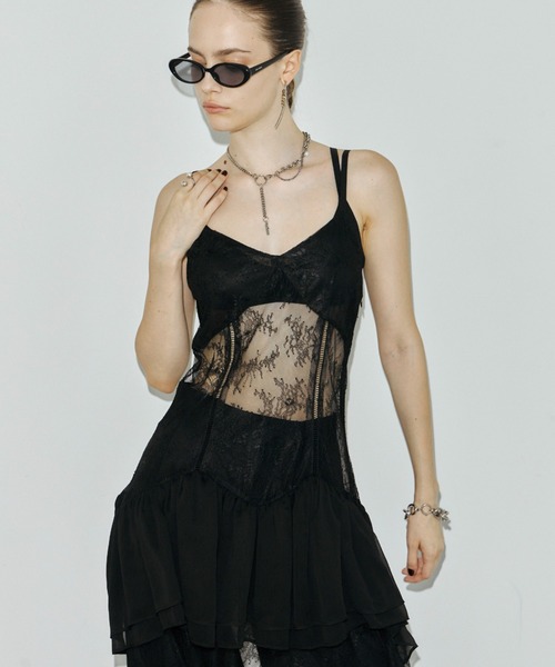 JOSE MOON(ジョゼムーン)の「PEPLUM LACE TOPS/ペプラムレーストップス(キャミソール・レディース・ブラック/ホワイト・38/36)」の1枚目の写真