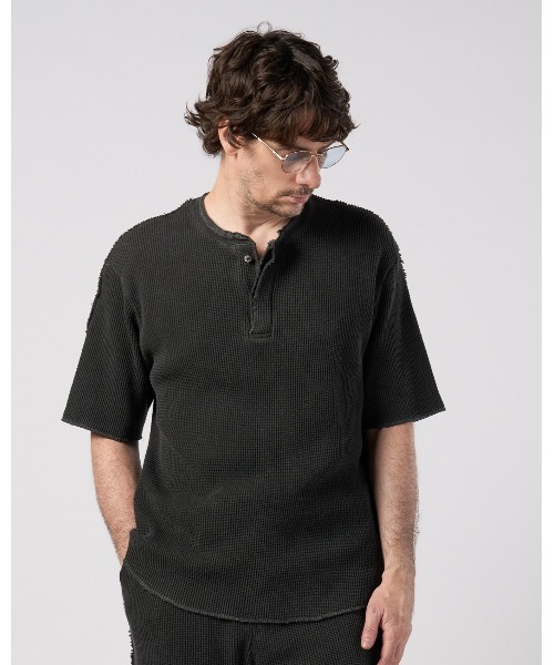 wjk(ダヴルジェイケイ)の「hard dry waffle fly-front henley S/S(Tシャツ/カットソー・メンズ・ピンク/ホワイト/ネイビー/チャコール・SMALL/X-LARGE/MEDIUM/LARGE)」の20枚目の写真