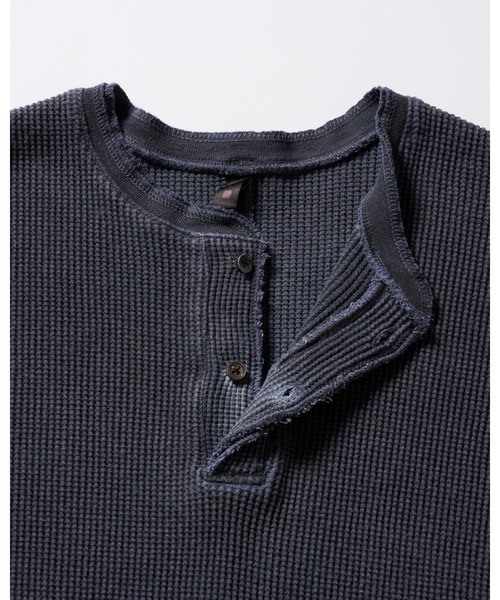 wjk(ダヴルジェイケイ)の「hard dry waffle fly-front henley S/S(Tシャツ/カットソー・メンズ・ピンク/ホワイト/ネイビー/チャコール・SMALL/X-LARGE/MEDIUM/LARGE)」の6枚目の写真
