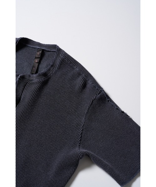 wjk(ダヴルジェイケイ)の「hard dry waffle fly-front henley S/S(Tシャツ/カットソー・メンズ・ピンク/ホワイト/ネイビー/チャコール・SMALL/X-LARGE/MEDIUM/LARGE)」の7枚目の写真