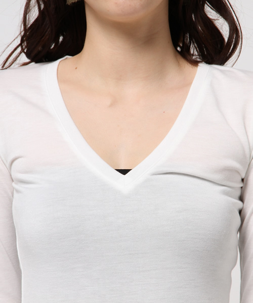 MOUSSY（マウジー）の「DEEP V/N LS/TSJ（Tシャツ/カットソー・レディース・ブラック/オフホワイト/トップグレー・FREE）」の10枚目の写真