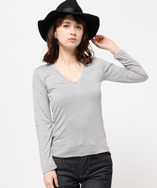 MOUSSY（マウジー）の「DEEP V/N LS/TSJ（Tシャツ/カットソー・レディース・ブラック/オフホワイト/トップグレー・FREE）」の7枚目の写真