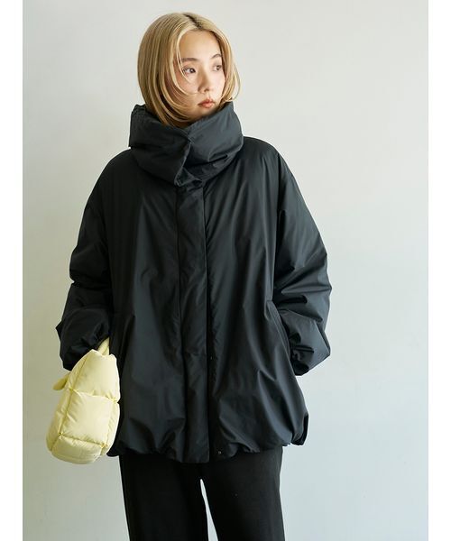 emmi(エミ)の「ハイネックダウン(ダウンジャケット/コート・レディース・ブラック/アイボリー/モカ・F)」の19枚目の写真