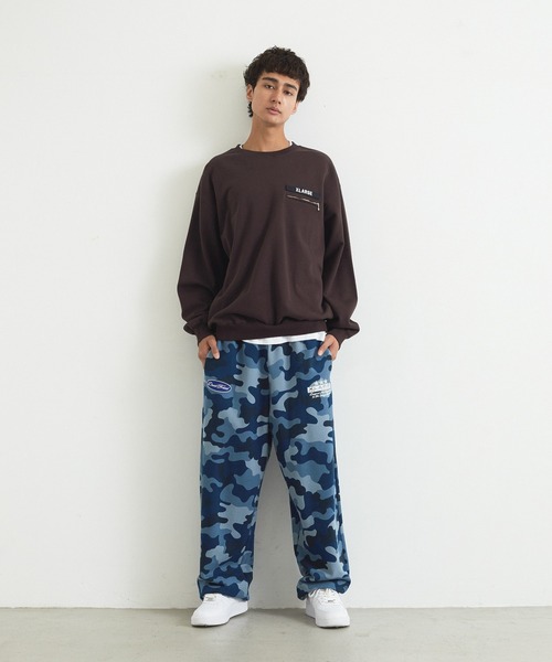 XLARGE(エクストララージ)の「ZIP POCKET CREWNECK SWEATSHIRT(スウェット・メンズ・グリーン/ブラウン/ブラック・S/XL/L/M)」の4枚目の写真