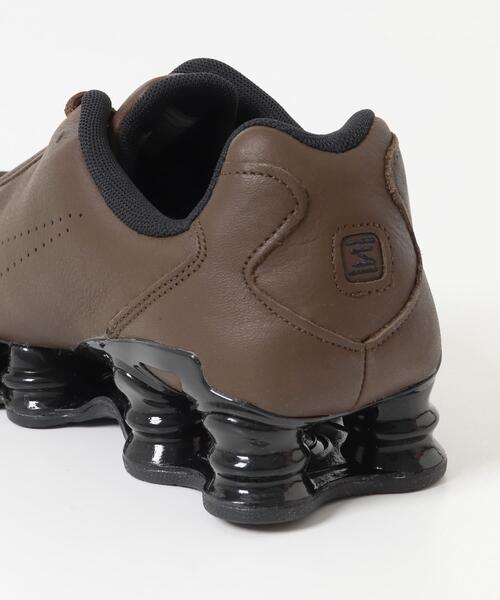 NIKE(ナイキ)の「NIKE ショックス TL SE(スニーカー・メンズ・ブラウン/ブラック・27.5/26.5/28.5/28/27/26)」の8枚目の写真