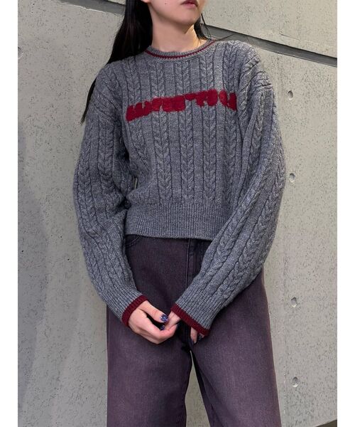 MURUA（ムルーア）の「ケーブルシャギーロゴニット　冬服（ニット/セーター・レディース・ネイビー/グレー/アイボリー/ボルドー・FREE）」の8枚目の写真