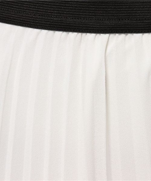 MOUSSY（マウジー）の「SUMMER PLEATS SKF（スカート・レディース・ライトブルー/ブラック/ホワイト・1/2）」の8枚目の写真