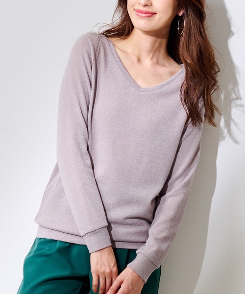 RANAN(ラナン)の「レディシルエットVネックプルオーバー(Tシャツ/カットソー・レディース・ダークグリーン/ブラック×ホワイト/グレイッシュベージュ/オフホワイト/グレー/ブラック/ネイビー/キャメル/ボルドー/カーキ/マスタード・X-LARGE/MEDIUM/XX-LARGE/LARGE/LL/3L/M/L)」の5枚目の写真