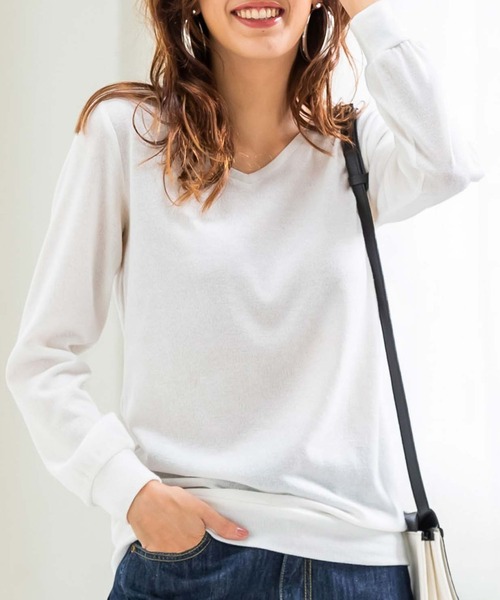 RANAN(ラナン)の「レディシルエットVネックプルオーバー(Tシャツ/カットソー・レディース・ダークグリーン/ブラック×ホワイト/グレイッシュベージュ/オフホワイト/グレー/ブラック/ネイビー/キャメル/ボルドー/カーキ/マスタード・X-LARGE/MEDIUM/XX-LARGE/LARGE/LL/3L/M/L)」の14枚目の写真