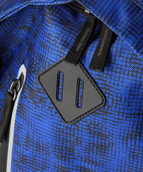 NIKE（ナイキ）の「【NIKE(ナイキ)】シャイアンプリント バックパック20（バックパック/リュック・キッズ・ダークグレー/コバルトブルー・FREE）」の5枚目の写真