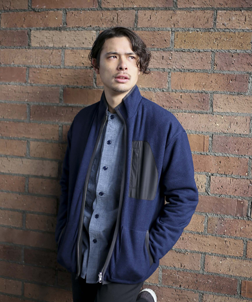 Denime（ドゥニーム）の「フリースリバーシブルジャケット（ブルゾン・メンズ・ブラック/グレー/ネイビー・LARGE/MEDIUM/X-LARGE）」の3枚目の写真