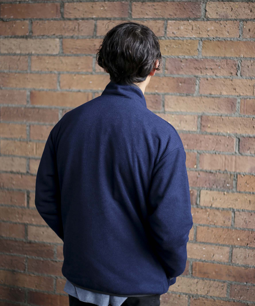 Denime（ドゥニーム）の「フリースリバーシブルジャケット（ブルゾン・メンズ・ブラック/グレー/ネイビー・LARGE/MEDIUM/X-LARGE）」の4枚目の写真