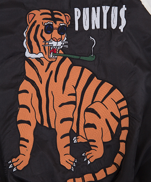 PUNYUS（プニュズ）の「タイガースカジャン（スカジャン）」 - WEAR