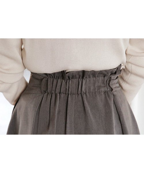 STYLE DELI(スタイルデリ)の「リボン付きハイウエストフレアスカート(スカート・レディース・ブラック/グレー・SMALL/MEDIUM)」の5枚目の写真
