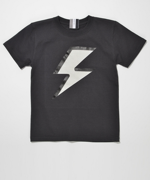 SOLPRESA（ソルプレーサ）の「サンダーTシャツ（Tシャツ/カットソー・キッズ・ホワイト×ピンク/ブラック×レッド/ブラック×グレー/ホワイト×イエロー・110/130/100/120）」の8枚目の写真