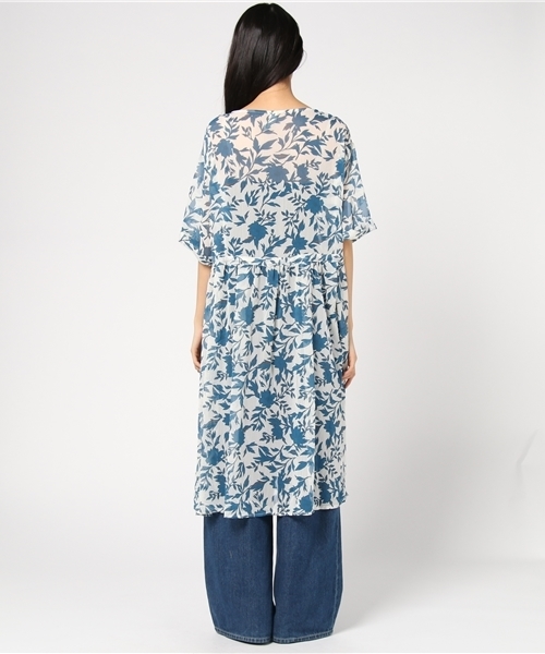 LBC（エルビーシー）の「花柄プリントワンピース（ワンピース・レディース・ネイビー/オフホワイト・LARGE/MEDIUM）」の5枚目の写真