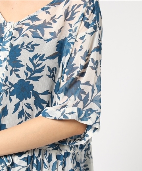 LBC（エルビーシー）の「花柄プリントワンピース（ワンピース・レディース・ネイビー/オフホワイト・LARGE/MEDIUM）」の7枚目の写真