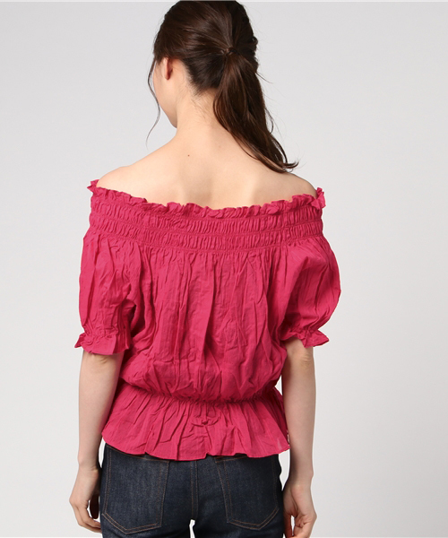 MERLOT（メルロー）の「ギャザーオフショルトップス1054（シャツ/ブラウス・レディース・ブラック/オフホワイト/ベージュ/レッド・FREE）」の7枚目の写真