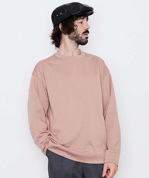 UNITED TOKYO(ユナイテッドトウキョウ)の「ロングスリーブビッグシルエットカットソー(Tシャツ/カットソー・メンズ・オフホワイト/カーキ/ピンク/ブラック/イエロー/ラベンダー/ブラウン/グリーン/オレンジ/ブルー・2/1/3)」の9枚目の写真
