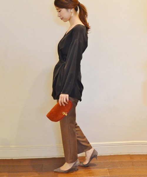 FIGARO Paris（フィガロパリ）の「カシュクールディテールブラウス 