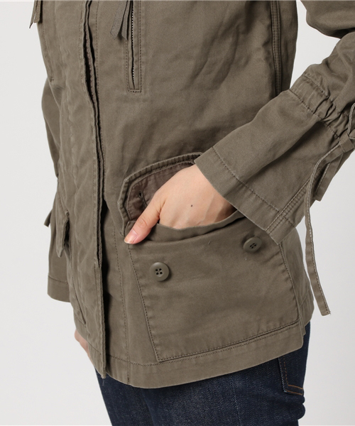 ALLSAINTS(オールセインツ)の「AMIRA JACKET(ミリタリージャケット・レディース・オリーブ・X-SMALL/SMALL)」の4枚目の写真