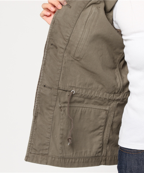 ALLSAINTS(オールセインツ)の「AMIRA JACKET(ミリタリージャケット・レディース・オリーブ・X-SMALL/SMALL)」の12枚目の写真