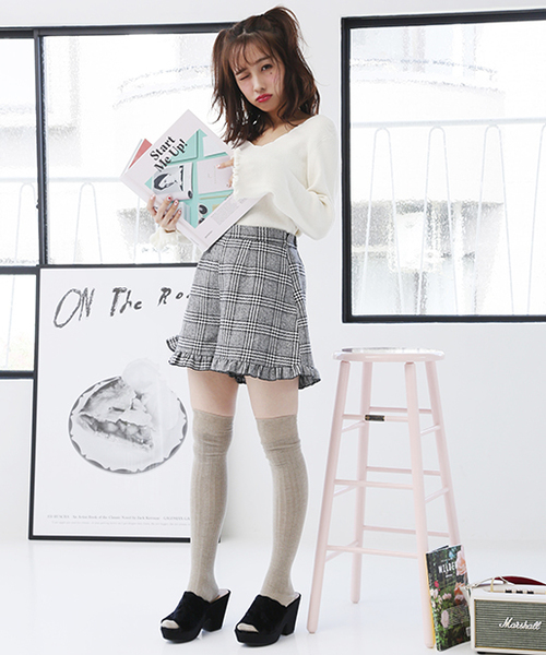 one after another NICE CLAUP（ワンアフターアナザーナイスクラップ）の「newフリルショートパンツ（その他パンツ・レディース・ブラック/ベージュ/ブラック系その他/ブラウン系その他・FREE）」の22枚目の写真