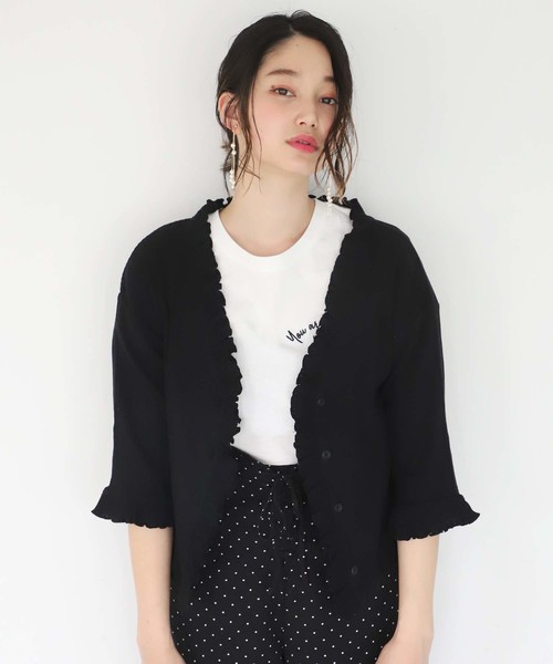 one after another NICE CLAUP(ワンアフターアナザーナイスクラップ)の「フリルテレコカーデ(カーディガン/ボレロ・レディース・アイボリー/ブラック/ベージュ/ピンク・FREE)」の8枚目の写真