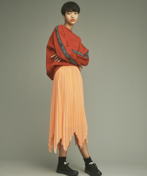 CONVERSE TOKYO（コンバーストウキョウ）の「カラープリーツスカート（スカート・レディース・ブラック/オレンジ/グリーン・FREE）」の4枚目の写真