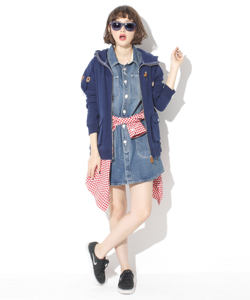 X-girl（エックスガール）の「MARCH SISTERS SHIRT（シャツ/ブラウス・レディース・ブラック/レッド/ネイビー/ライトブルー・1/2）」の15枚目の写真