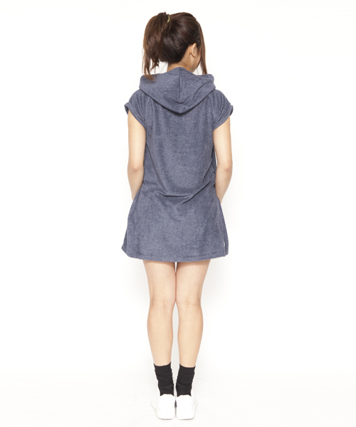 X-girl（エックスガール）の「PILE HOODIE DRESS（ワンピース・レディース・アッシュグレー/レッド/パープル/ネイビー・2/1）」の10枚目の写真