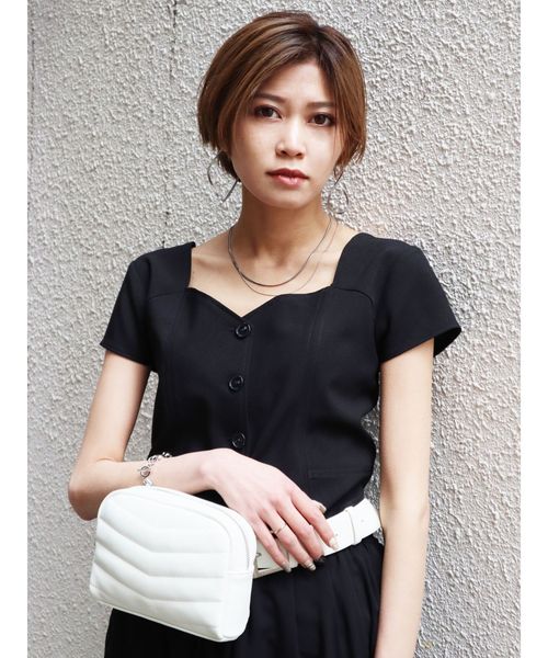 EMODA（エモダ）の「SWITCHINGショートトップ（Tシャツ/カットソー・レディース・ブラック/ベージュ/グレー・FREE）」の2枚目の写真