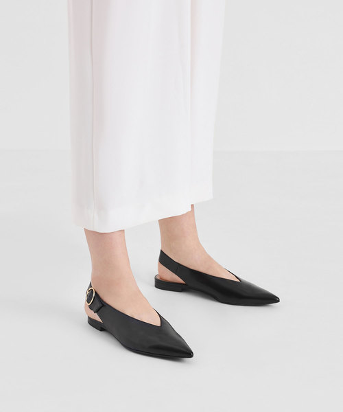 CHARLES & KEITH(チャールズ & キース)の「ヴイカット スリングバックフラット / V-Cut Slingback Flats(サンダル・レディース・ブラック/ダークブルー/ライラック・22.5cm/23cm/23.5cm/24.5cm)」の4枚目の写真