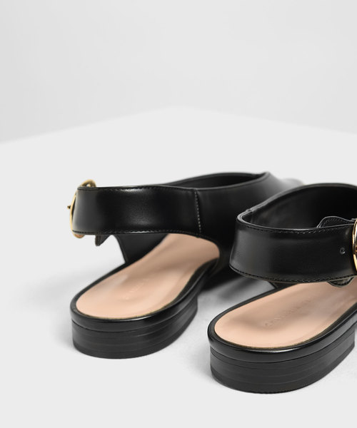 CHARLES & KEITH(チャールズ & キース)の「ヴイカット スリングバックフラット / V-Cut Slingback Flats(サンダル・レディース・ブラック/ダークブルー/ライラック・22.5cm/23cm/23.5cm/24.5cm)」の6枚目の写真