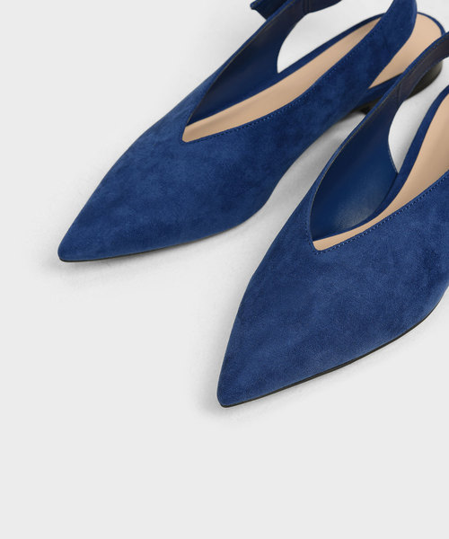 CHARLES & KEITH(チャールズ & キース)の「ヴイカット スリングバックフラット / V-Cut Slingback Flats(サンダル・レディース・ブラック/ダークブルー/ライラック・22.5cm/23cm/23.5cm/24.5cm)」の12枚目の写真