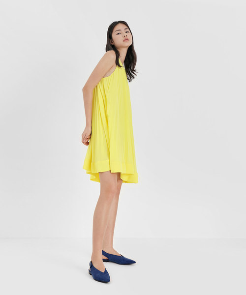 CHARLES & KEITH(チャールズ & キース)の「ヴイカット スリングバックフラット / V-Cut Slingback Flats(サンダル・レディース・ブラック/ダークブルー/ライラック・22.5cm/23cm/23.5cm/24.5cm)」の13枚目の写真