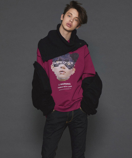 SHAREEF（シャリーフ）の「"DOT CAT" BIG SWEAT（スウェット・メンズ・ホワイト/ブラック/ターコイズブルー/オレンジ/マジェンタ・2/3/1）」の4枚目の写真