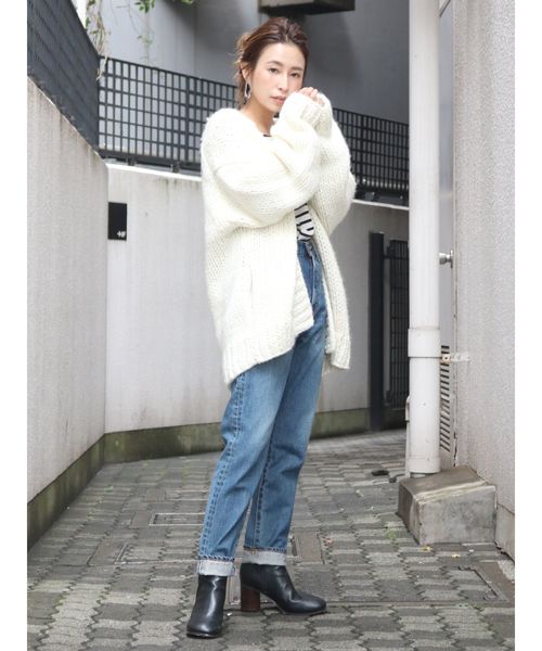 Ungrid（アングリッド）の「ハイウエストテーパードデニム（デニムパンツ・レディース・ブルー/インディゴブルー・24inch/25inch/26inch）」の10枚目の写真