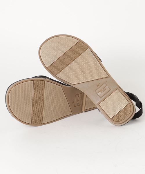 TOMS（トムス）の「TOMS/トムス LEXIE/レクシー（サンダル・レディース・ブラック・24cm/24.5cm）」の2枚目の写真
