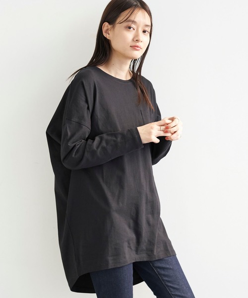 AMERICAN HOLIC（アメリカンホリック）の「ポケット付きカットチュニック＊（Tシャツ/カットソー・レディース・グレイッシュベージュ/オフホワイト/ベージュ/ブラック・FREE）」の3枚目の写真