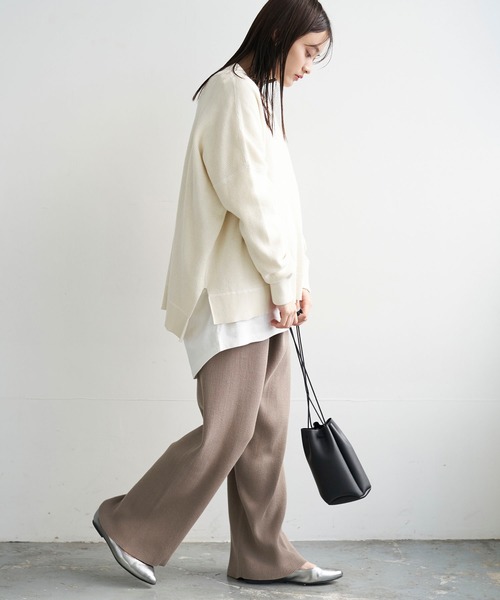 AMERICAN HOLIC（アメリカンホリック）の「ポケット付きカットチュニック＊（Tシャツ/カットソー・レディース・グレイッシュベージュ/オフホワイト/ベージュ/ブラック・FREE）」の9枚目の写真