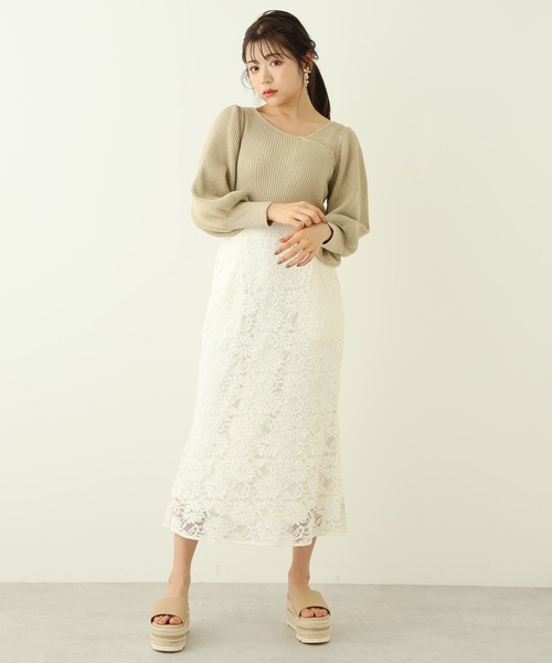 one after another NICE CLAUP(ワンアフターアナザーナイスクラップ)の「花柄マーメードスカート(スカート・レディース・オフホワイト/グリーン/グリーン系その他/パープル系その他・FREE)」の6枚目の写真