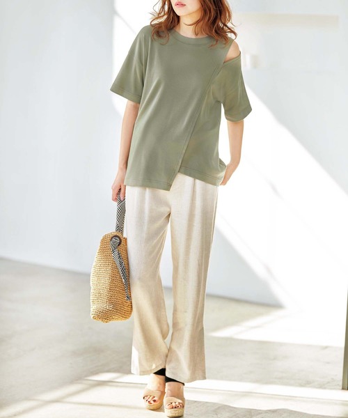 GeeRA(ジーラ)の「ショルダースリットTシャツ(Tシャツ/カットソー・レディース・ホワイト/カーキ/ブラック/マスタード/モカ・MEDIUM/LARGE/X-LARGE/XX-LARGE/SMALL)」の15枚目の写真